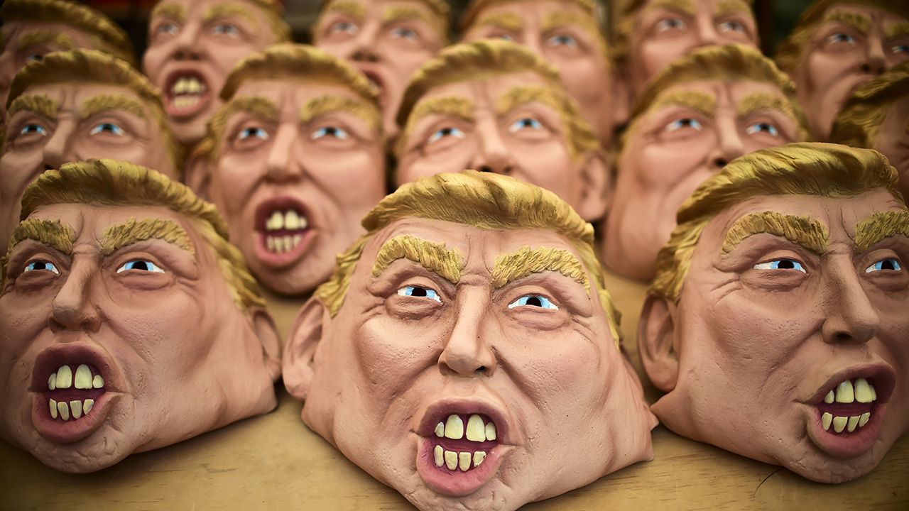 trump-mask-hed-2015.jpg