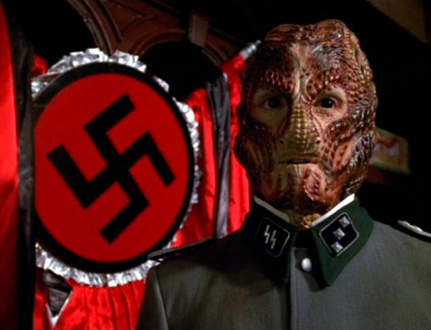 Hirogen_nazi_killing_game_two.jpg