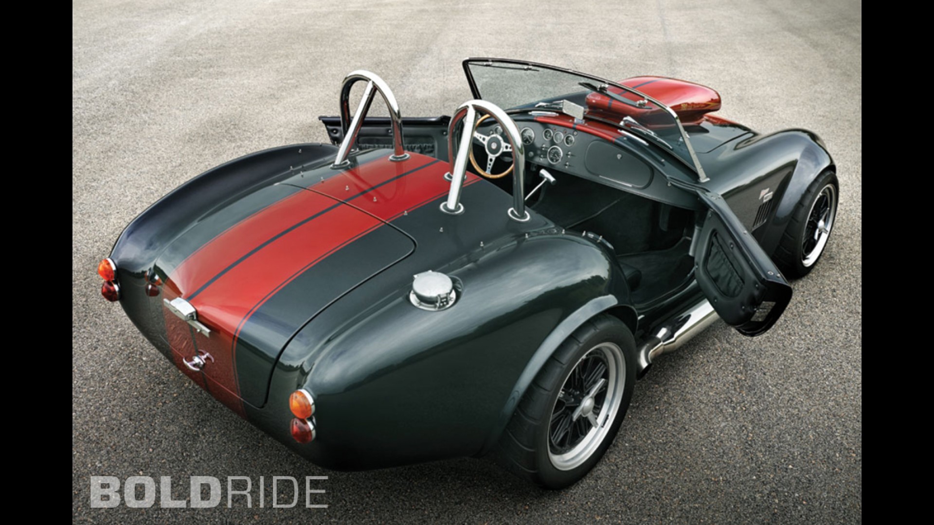 weineck-cobra-780-limited-edition (1).jpg