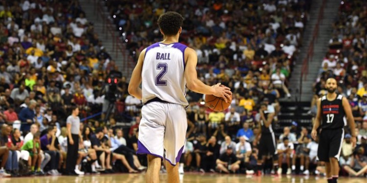 Don t ball. Ball Lonzo in la. Basketball Triple Crown.