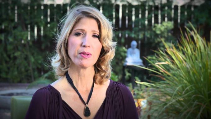 holistic-doctor-work-scrubbed-internet-678x381.jpg
