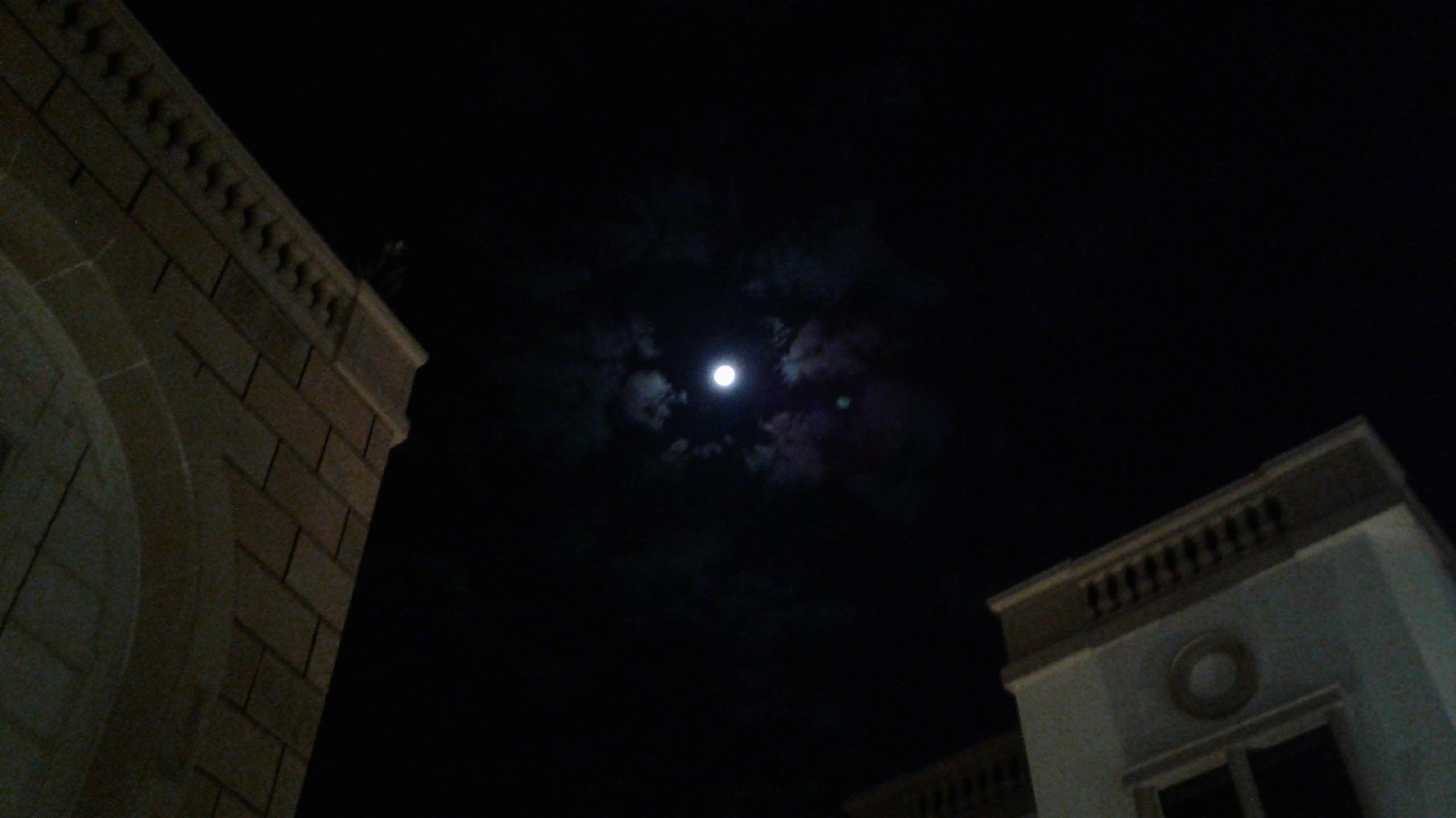 MOON.jpg