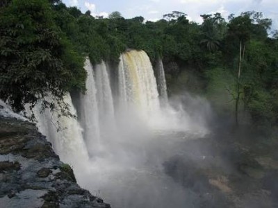 Farin Ruwa Falls.jpg
