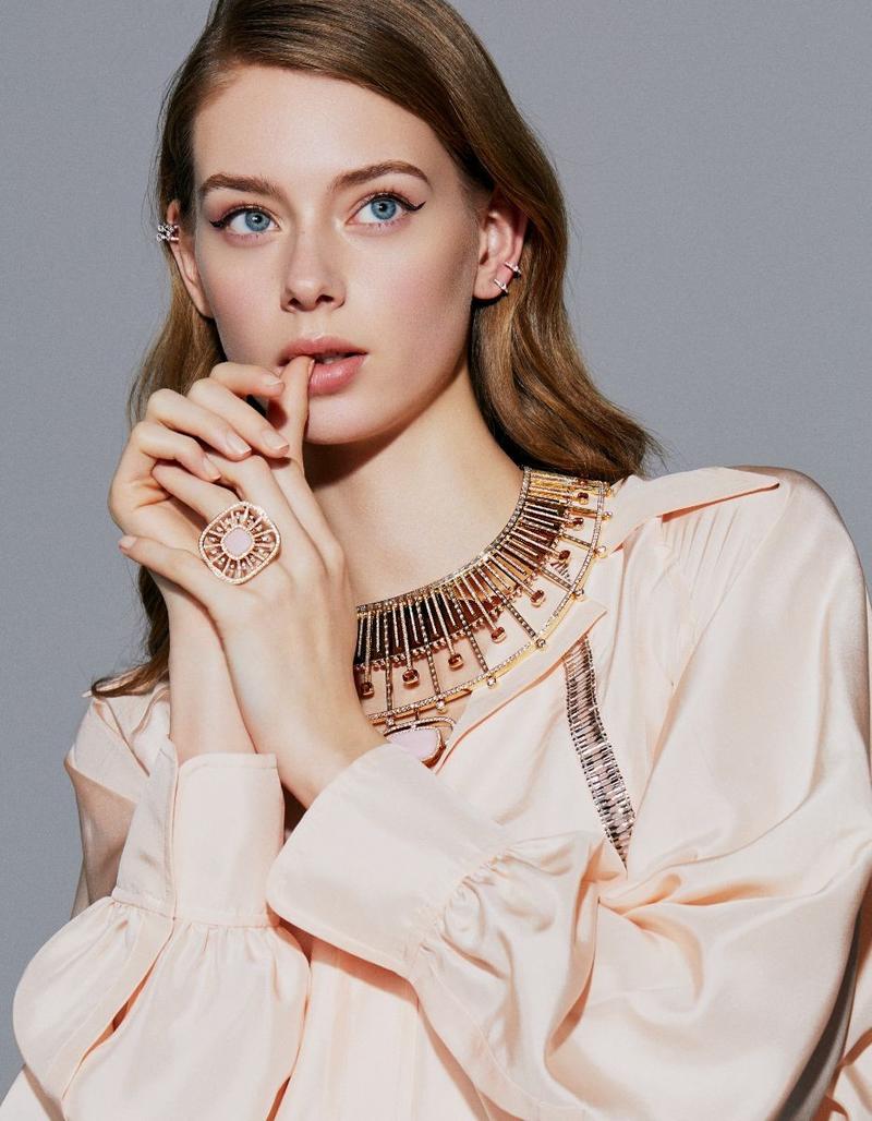 Lauren de Graaf by Primol Xue for Elle China April 2018 Editorial 4.jpg