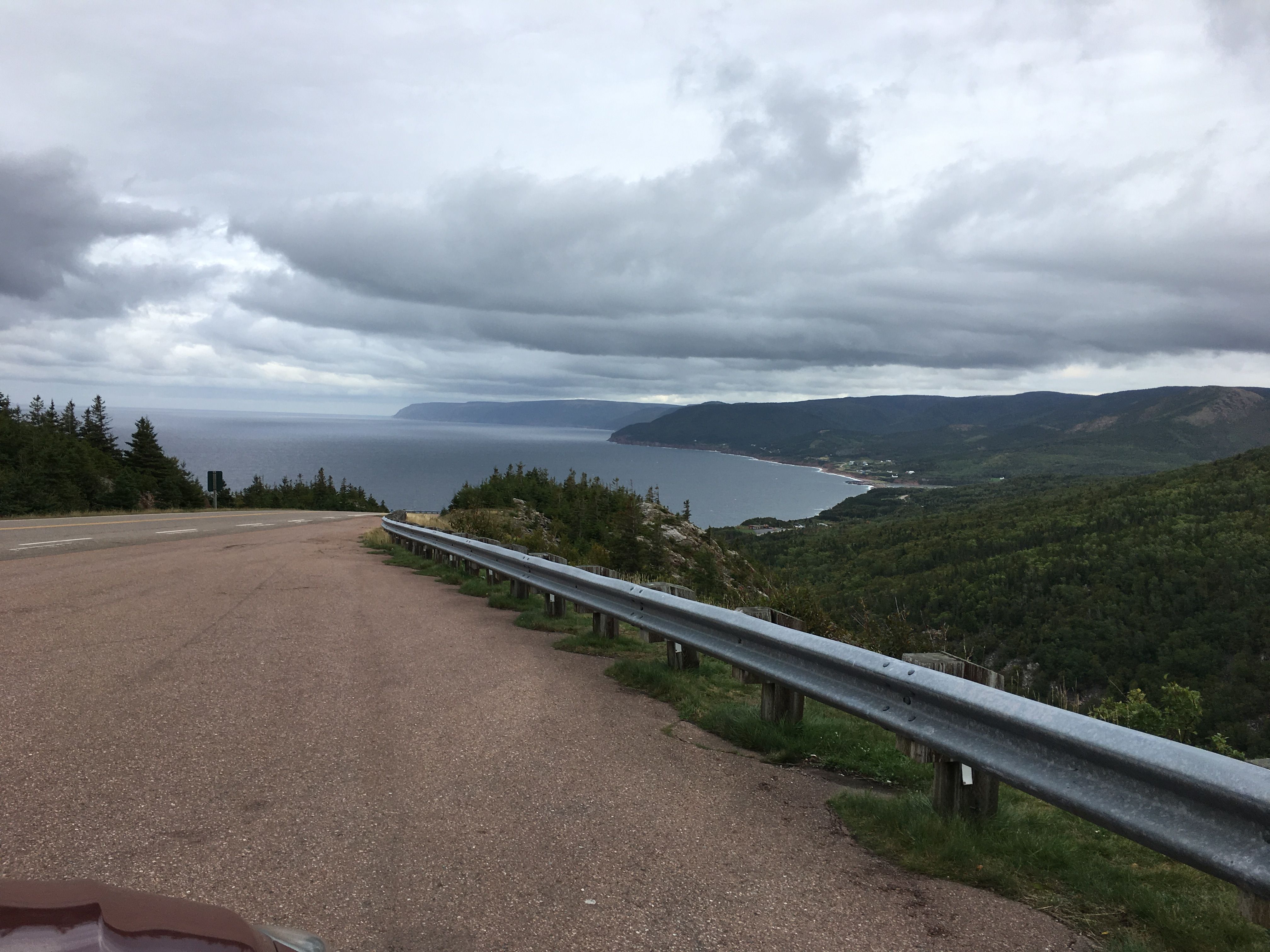 along the cabot trail2.JPG
