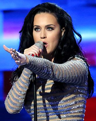 Katy_Perry_DNC_July_2016_(cropped).jpg