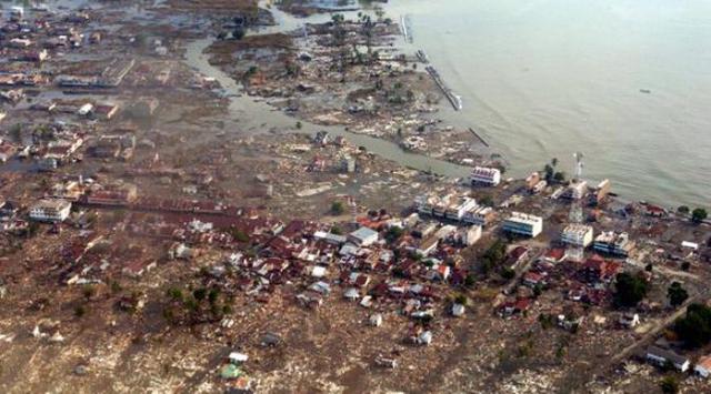 An overview shows Meulaboh city under water 28 December 2004, after a quake and tidal waves hit Aceh province-786803.jpeg