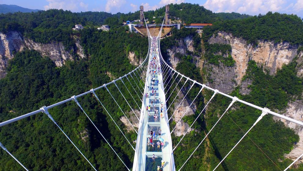 China-inaugura-el-puente-de-cristal.x43795.jpg