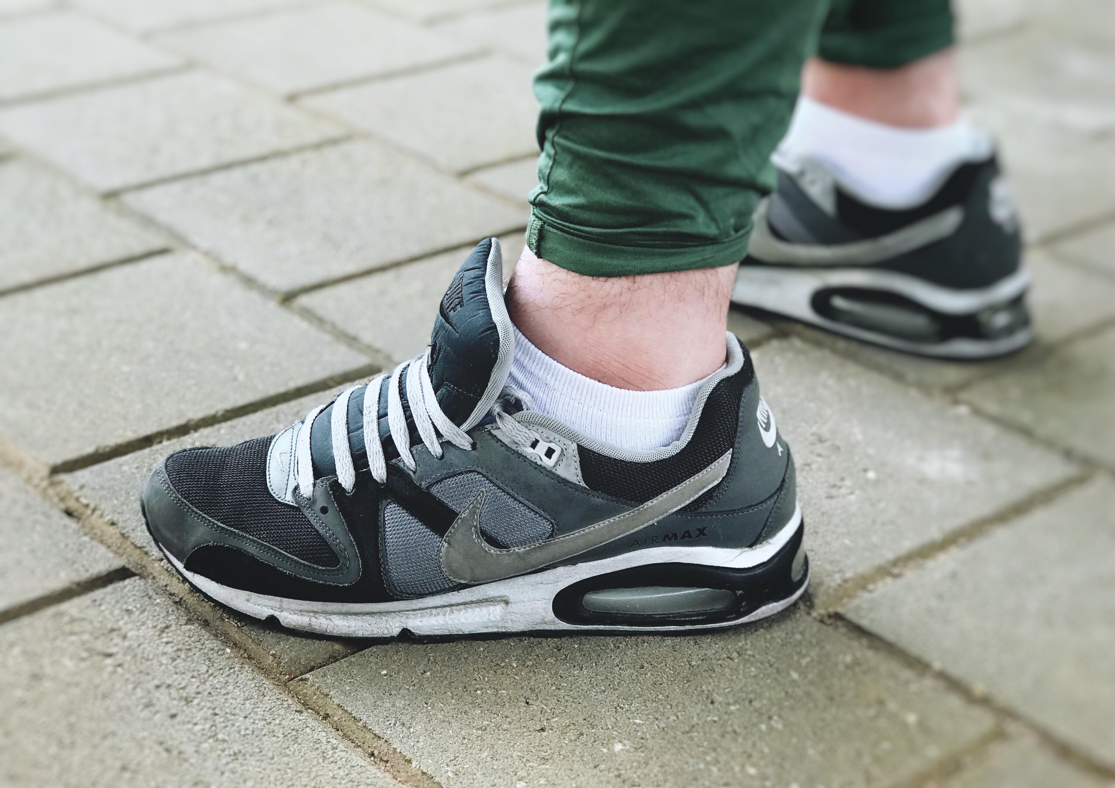 WDYWT] Nike Air Max Command (Grey/Dark 