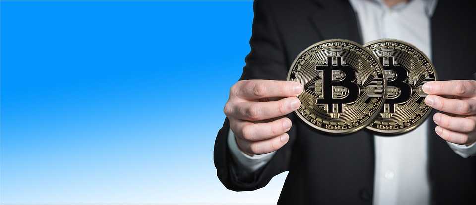Money-Coin-Hand-Man-Present-Keep-Bitcoin-2651937.jpg