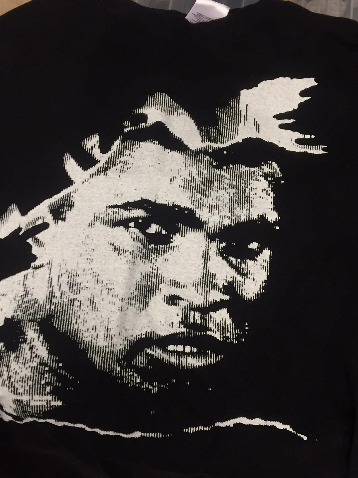 ali-shirt.jpg