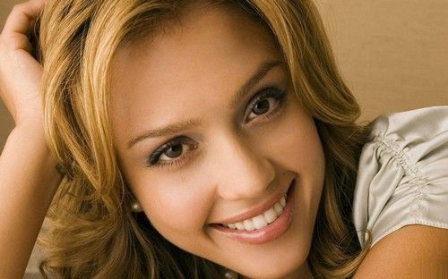 Jessica-Alba-Eyes.jpg