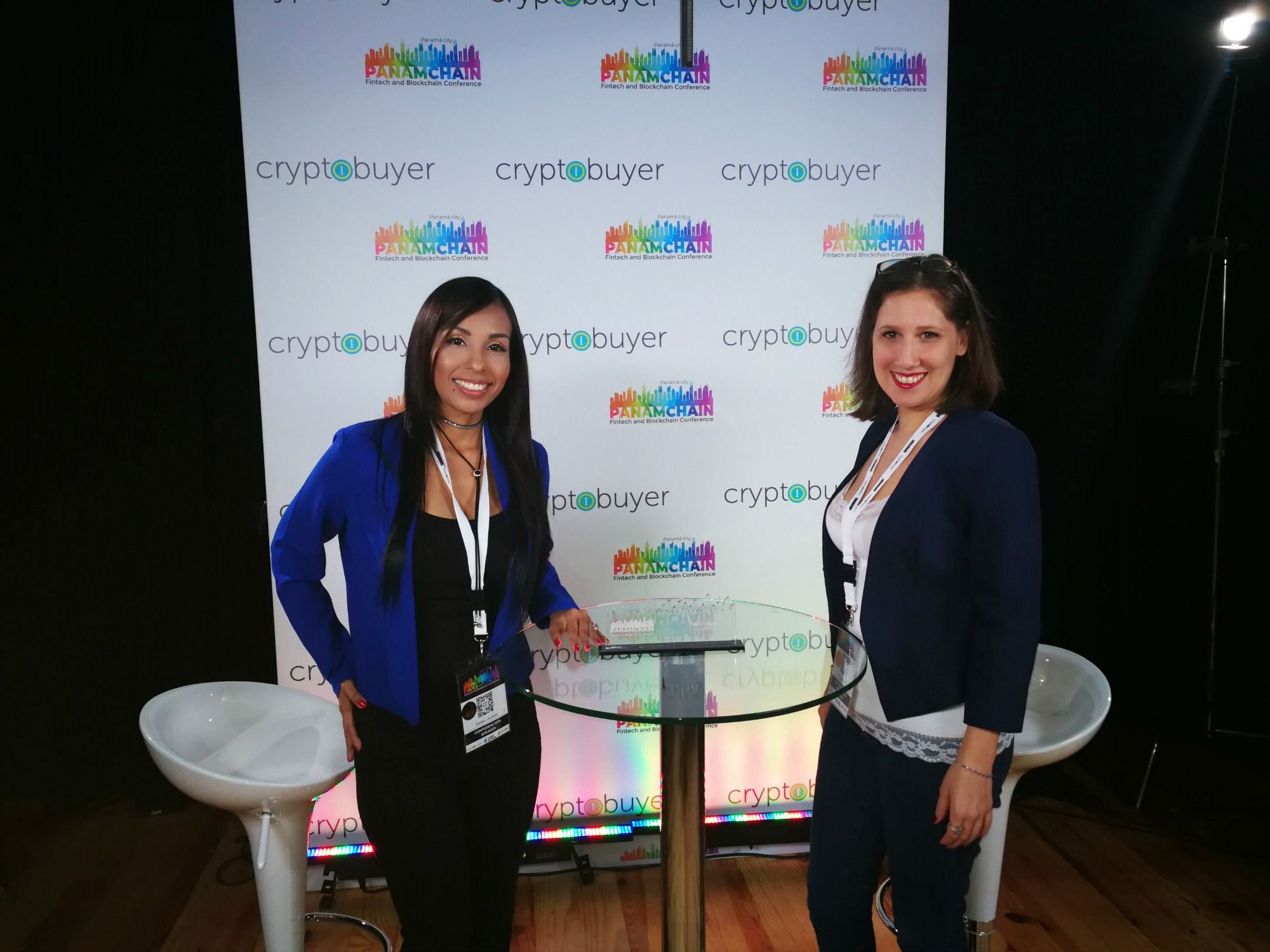 panamchain-cryptocurrency-evento-panama-anabell-hilarski02.jpg