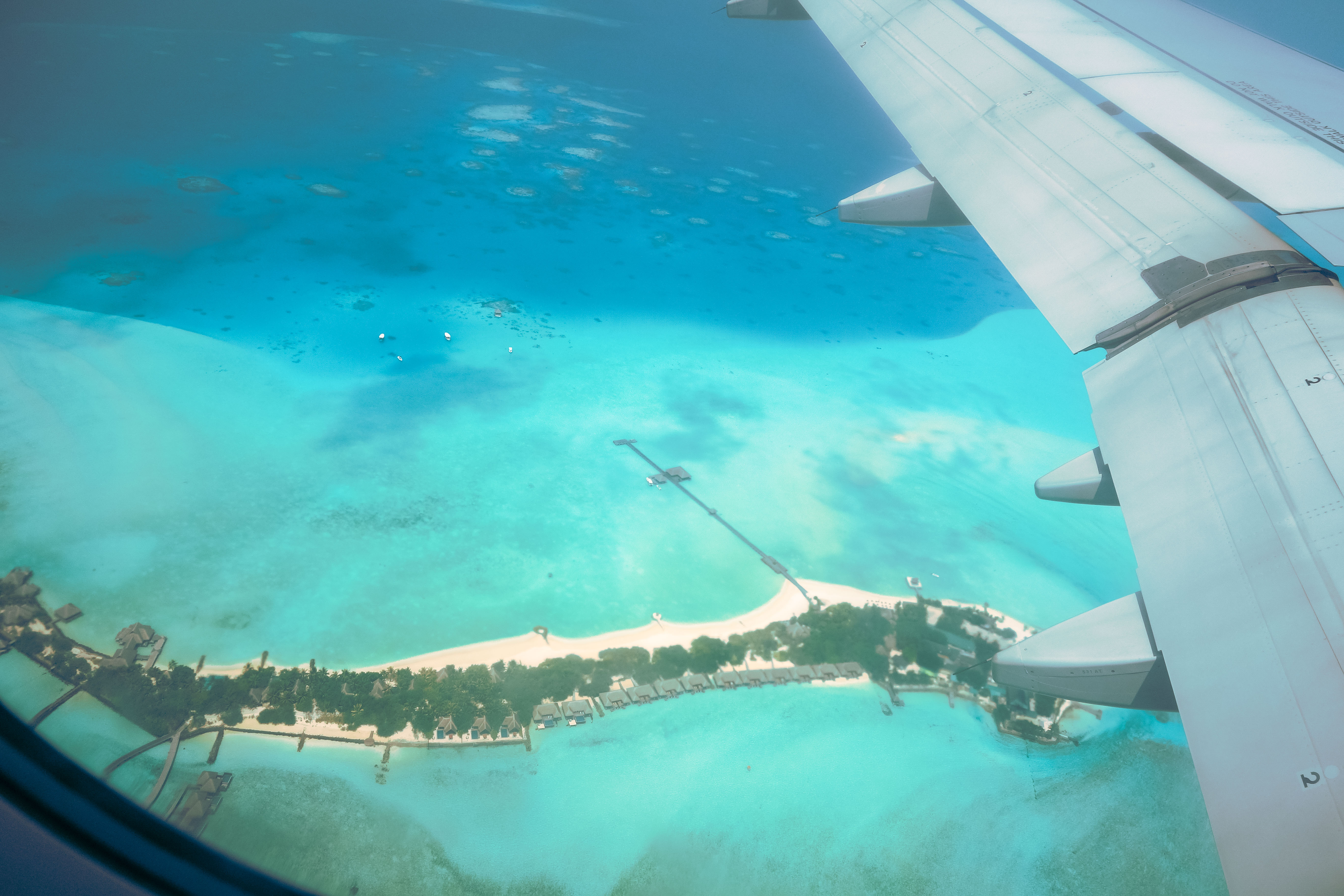 maldives from the plane view5.jpg