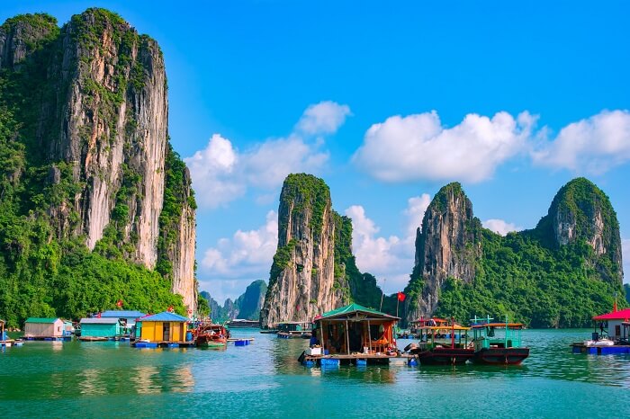 shutterstock_524159674-kw-100417-A-beautiful-snap-of-the-floating-fishing-village-and-rock-island-in-Halong-Bay.jpg