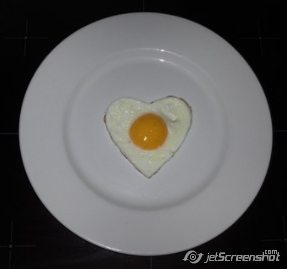 2017-08-13_18-54_Heart, Eggs.jpg