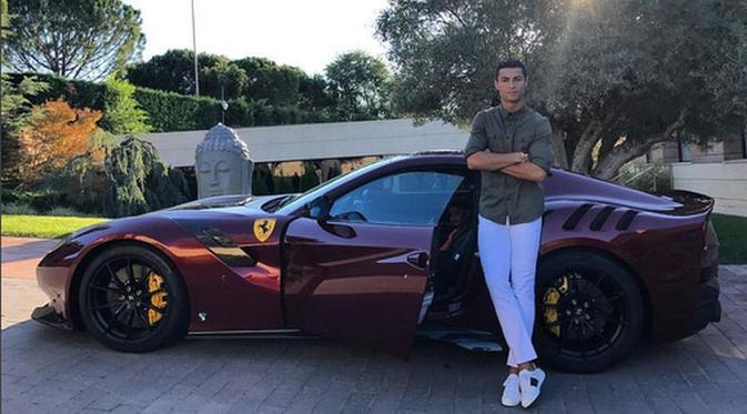 069293800_1504763023-Ferrari_Cristiano_Ronaldo-1.jpg