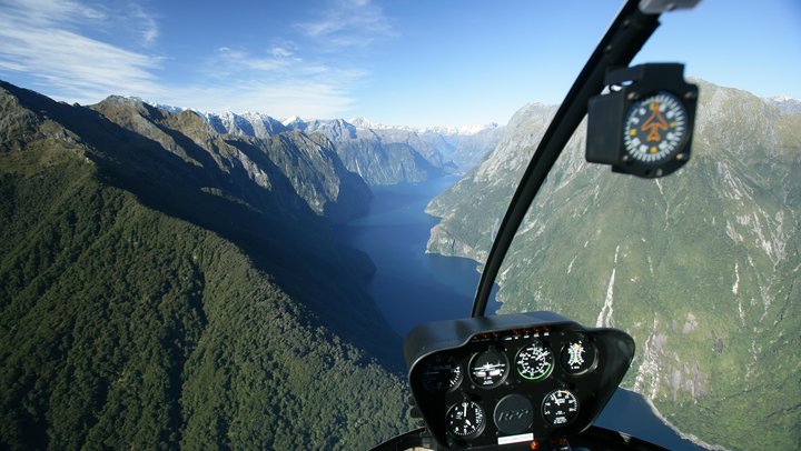 milford-sound-from-the-air-with-wanaka-helicopters.jpg