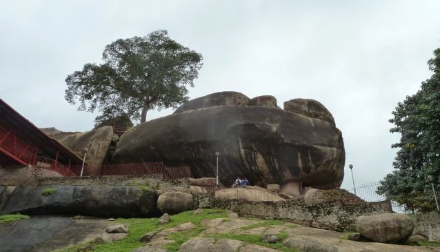 olumo-rock-138356.jpg