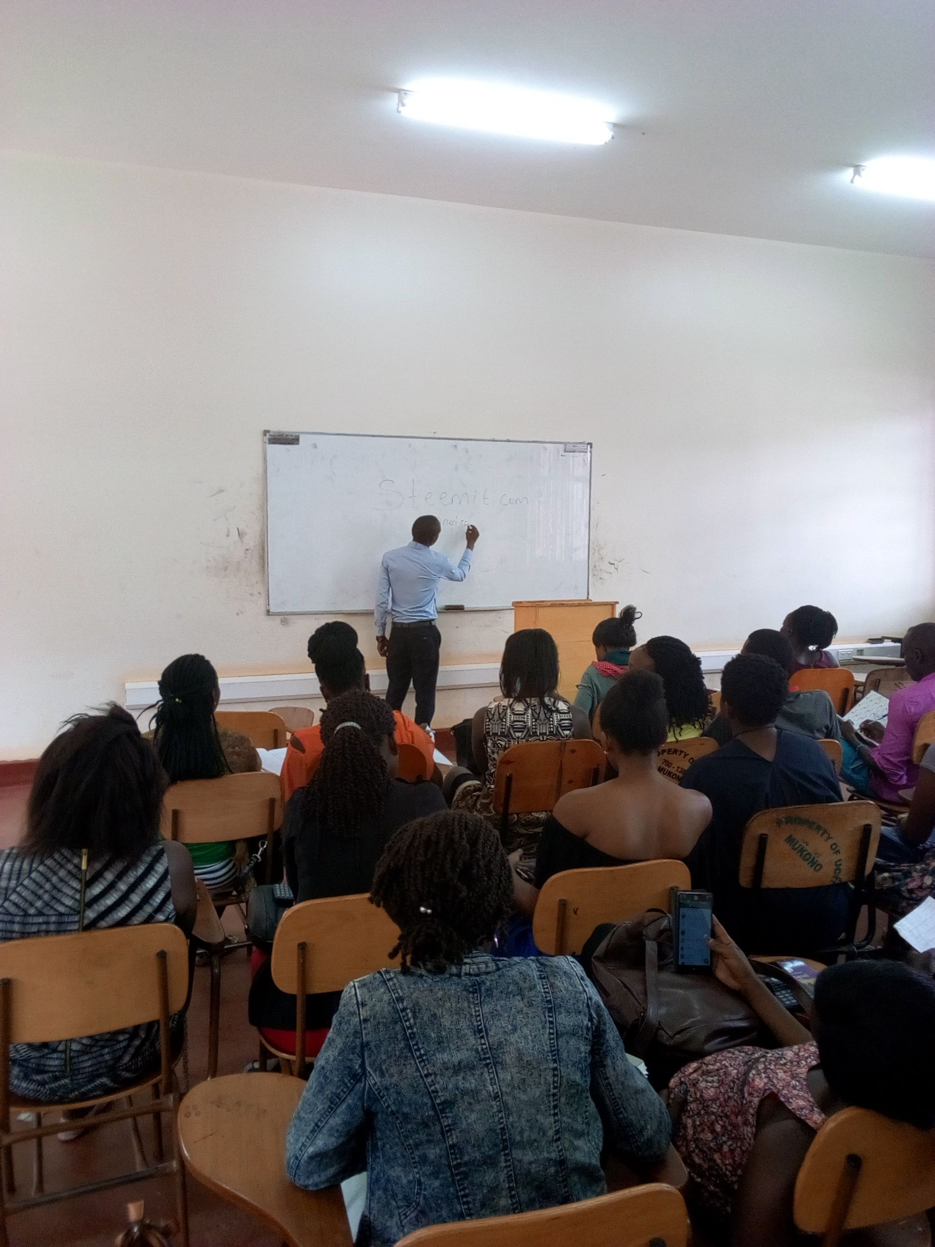 lecture.jpg