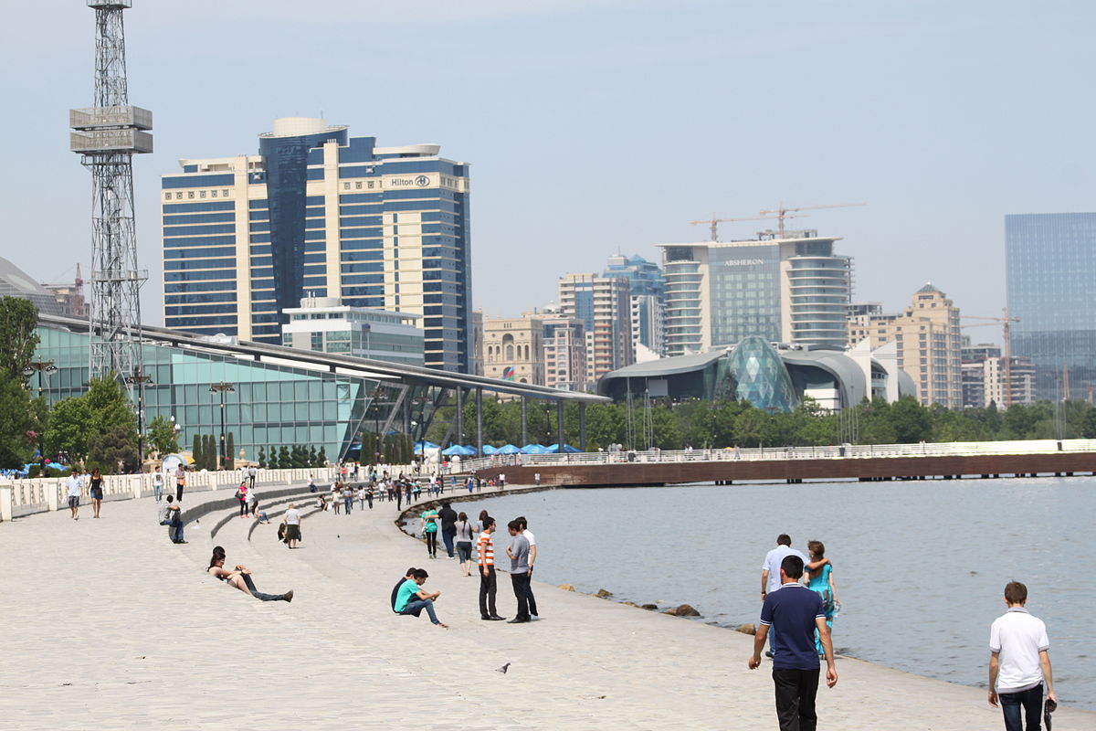 1200px-Бакупарк110.JPG