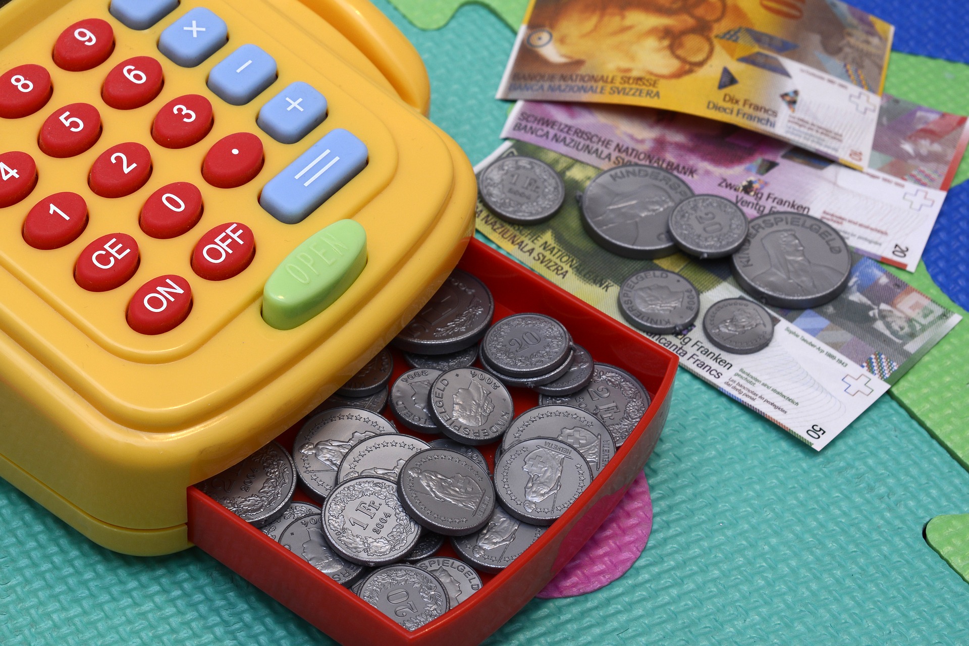 toy-cash-register-2922214_1920.jpg