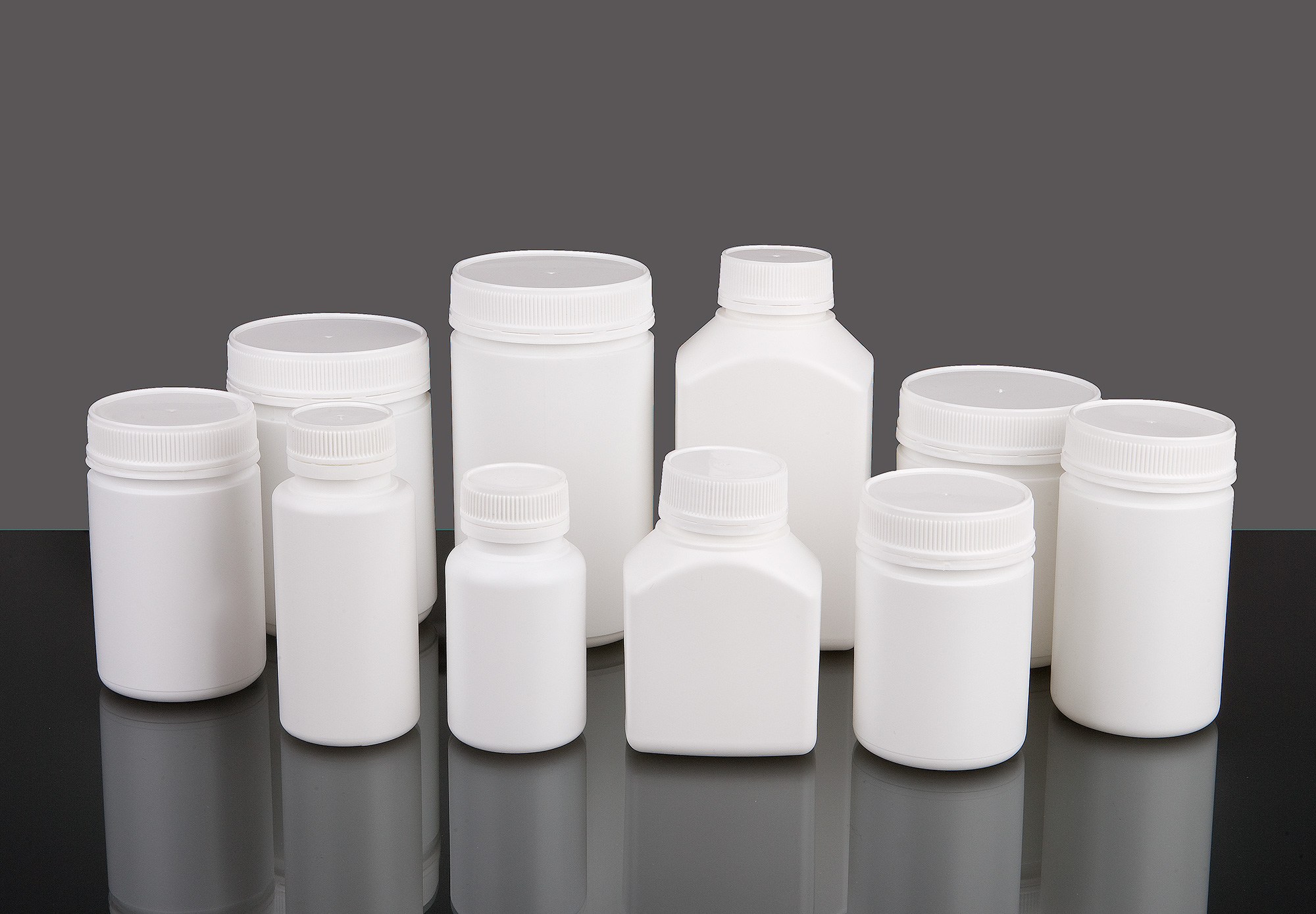 Pharmaceutical Plastic Bottles market.jpg