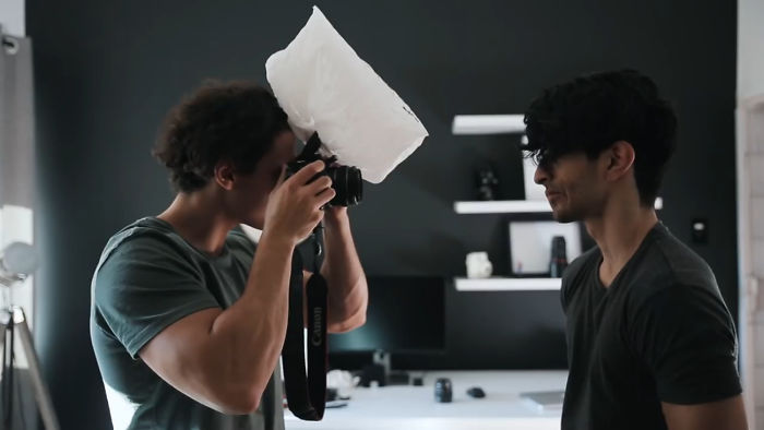 5-camera-hacks-in-one-minute-6-5906e06e73f8a-png__700.jpg