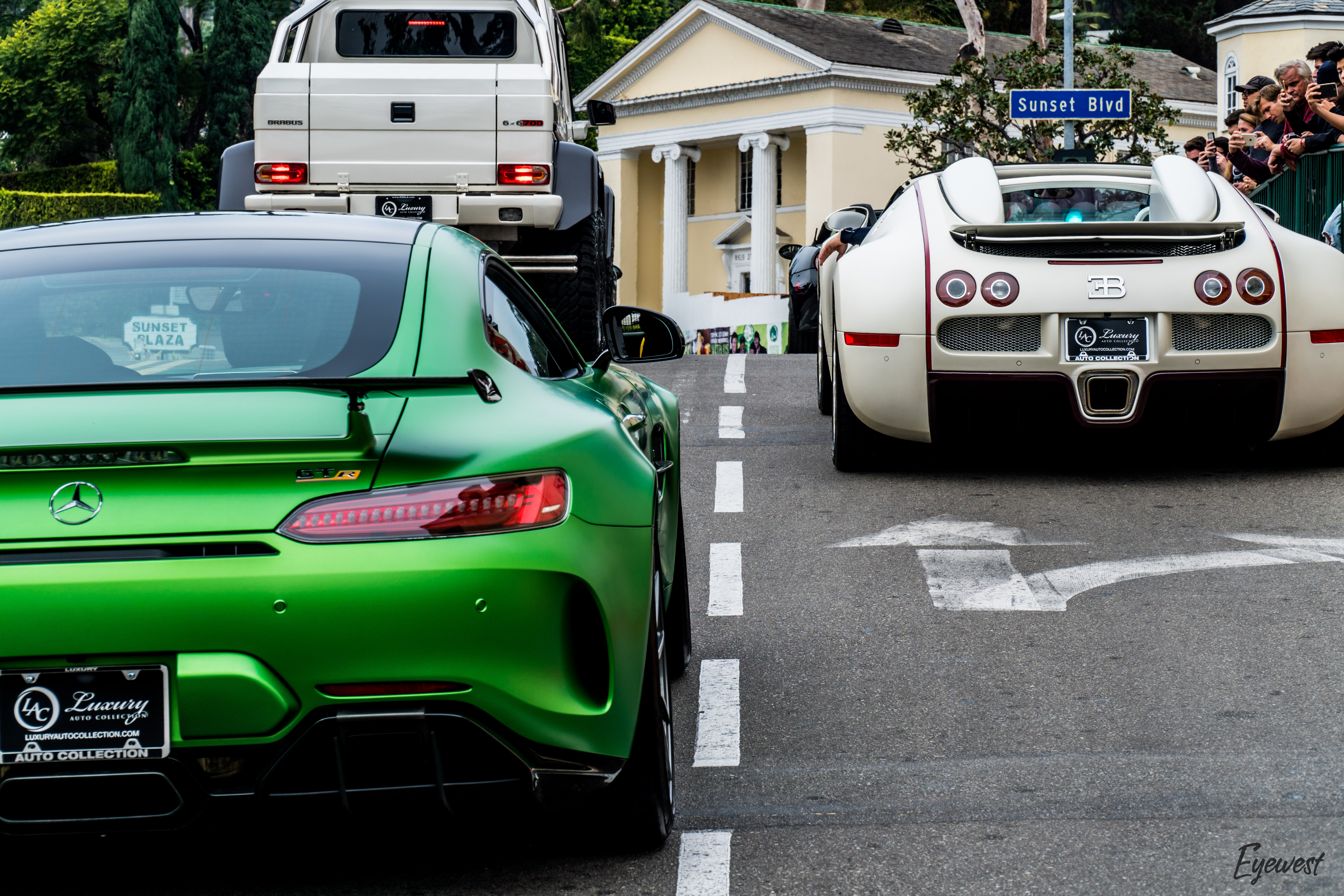 amg gtr 6x6 veyron.jpg