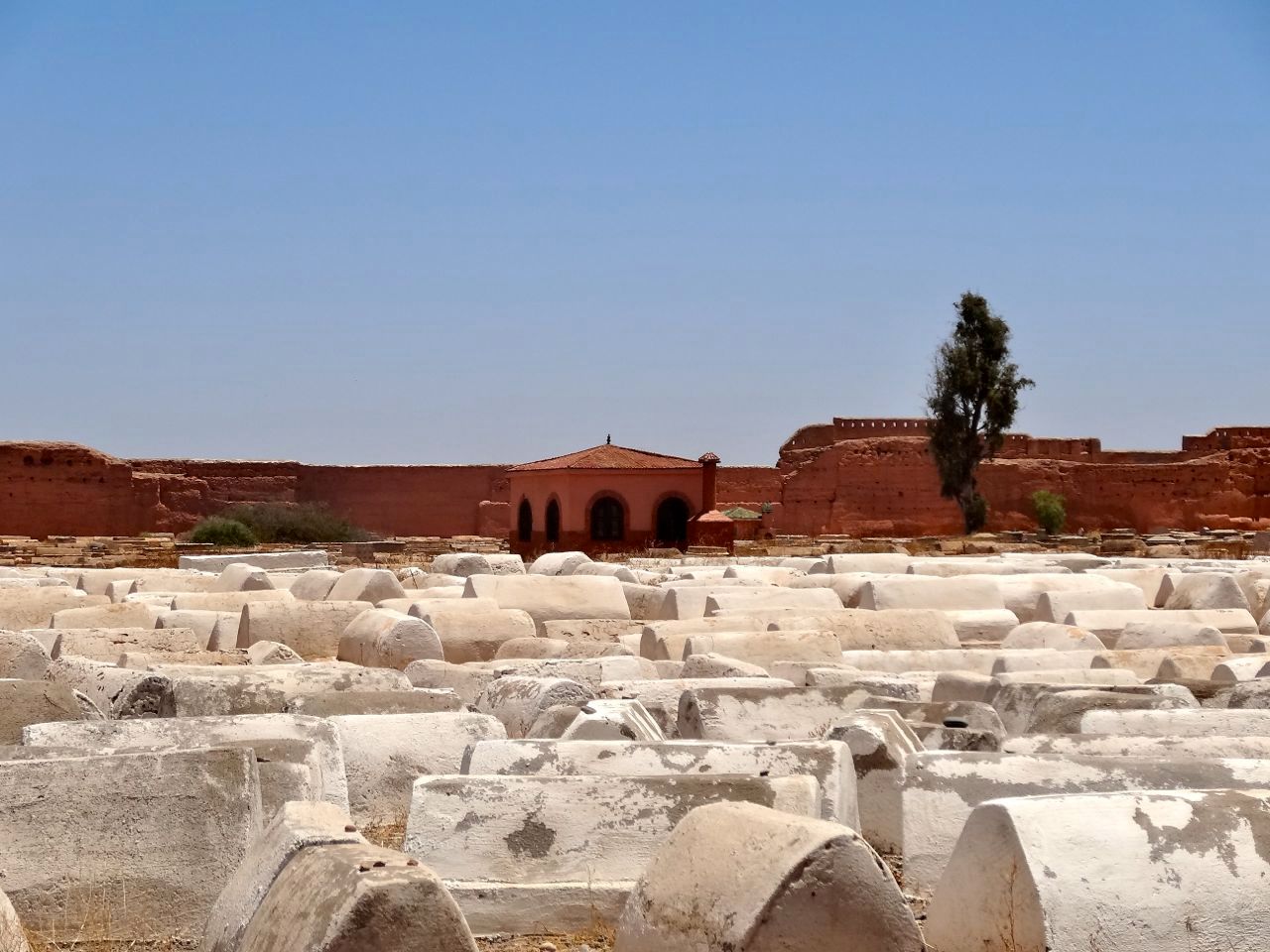 Jewish-Cemetery-Marrakech.jpg