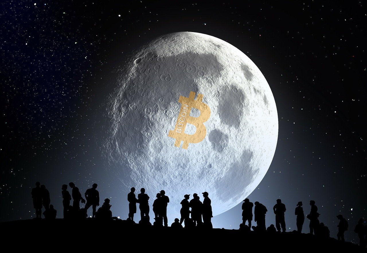 bitcoin moon.jpg