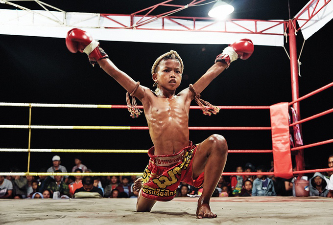 muay-thai-photographing-the-roots-and-culture-of-thailands-greatest-tradition-body-image-1469798654.jpg