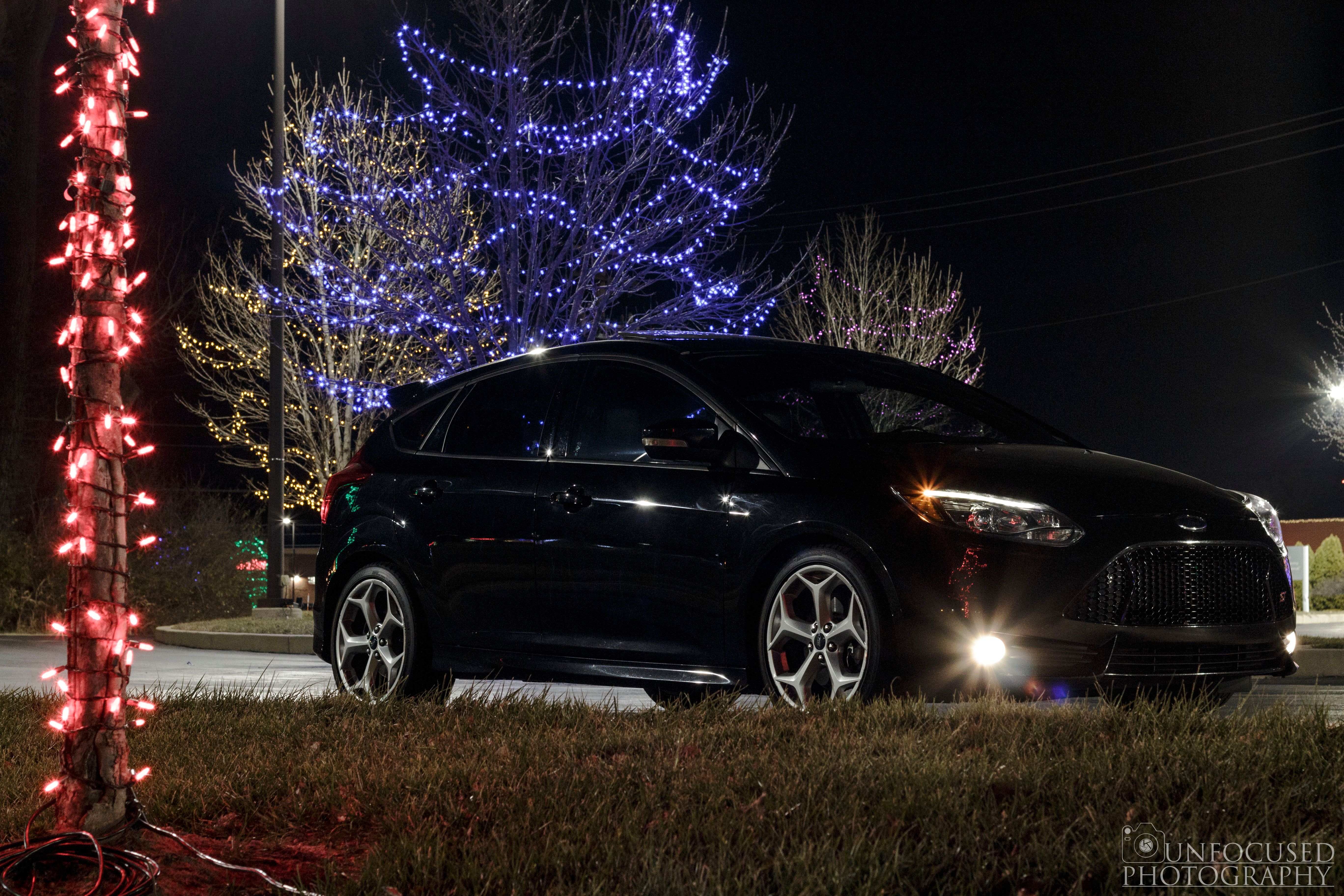 Part 1 Christmas Light Shoot With A Focus St And Scion Frs Steemit Lots Of Colorful Lights But Sadly They Never Turn Off Their Parking So The Pictures Didn T Exactly Out Way I Wanted Nonetheless