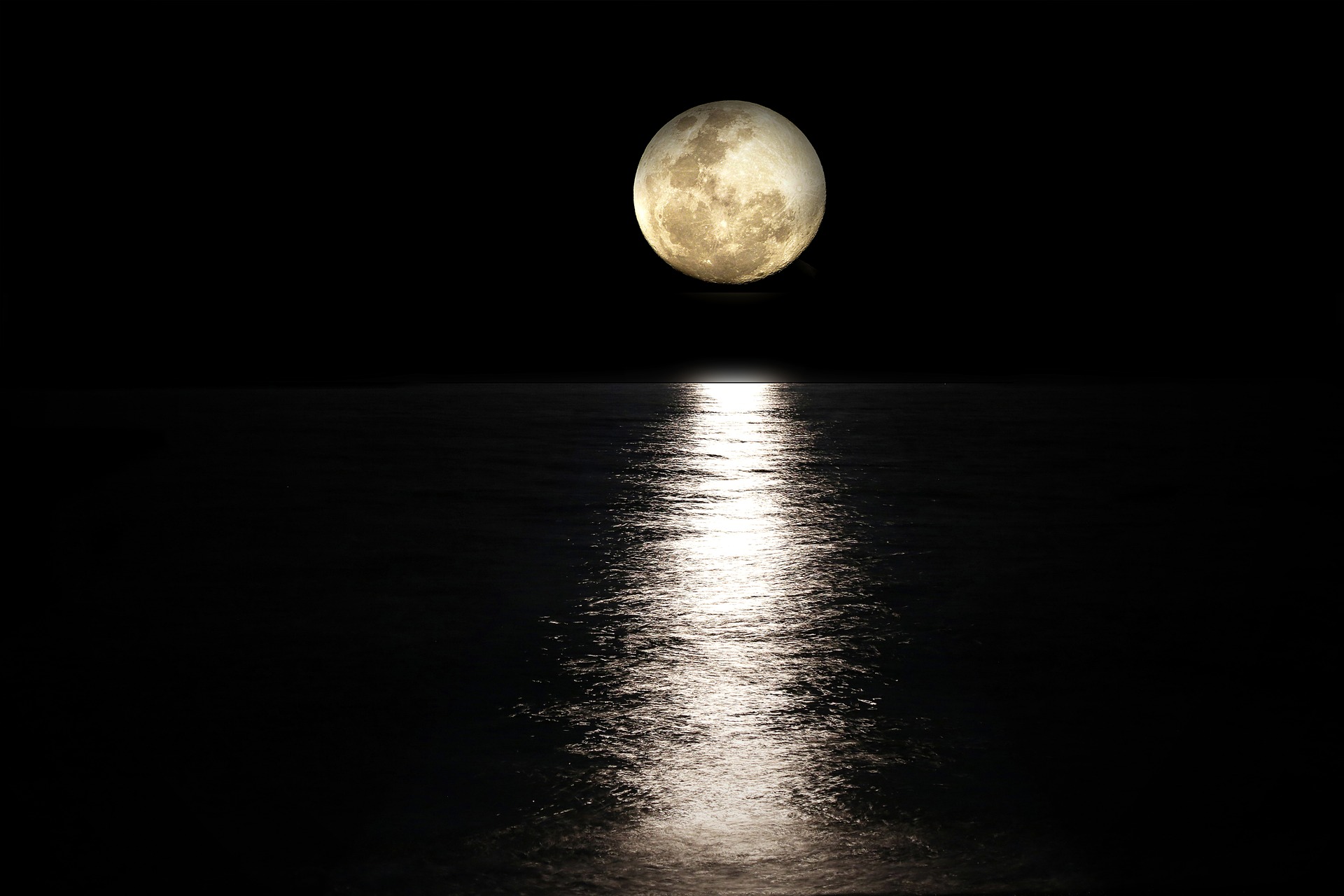 MaxPixel.freegreatpicture.com-Nature-Mediterranean-Evening-Sea-Moon-Full-Moon-2762111.jpg