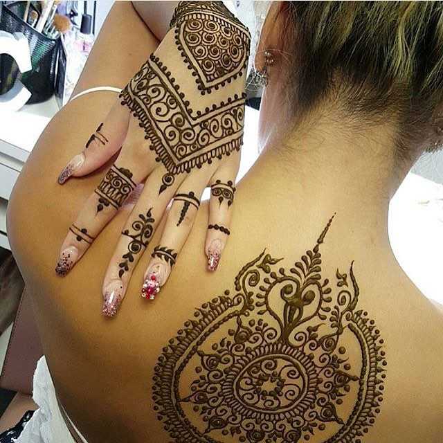 Tatuajes-de-henna-espalda.jpg