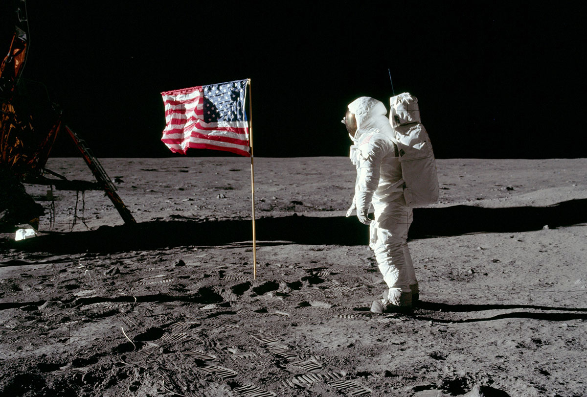 1969-First-men-on-the-moon-NASA2_tcm25-481162.jpg