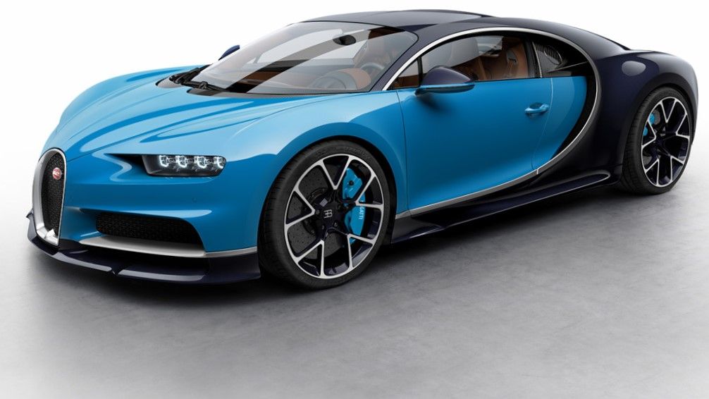 Bugatti Chiron - A super sportscar with 1500 hp - See my visit from IAA ...