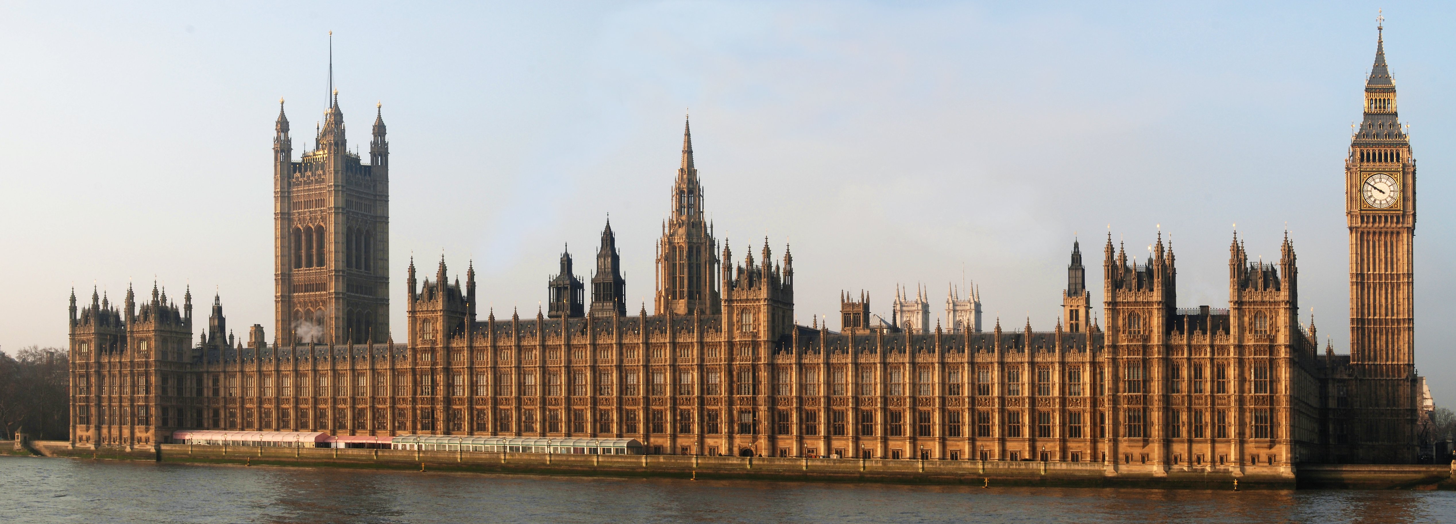 London_Parliament_2007-1.jpg