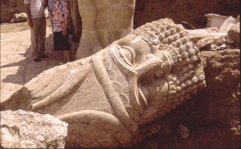 Nineveh_Nebi_Yunus_Excavation_Bull-Man_Head.JPG