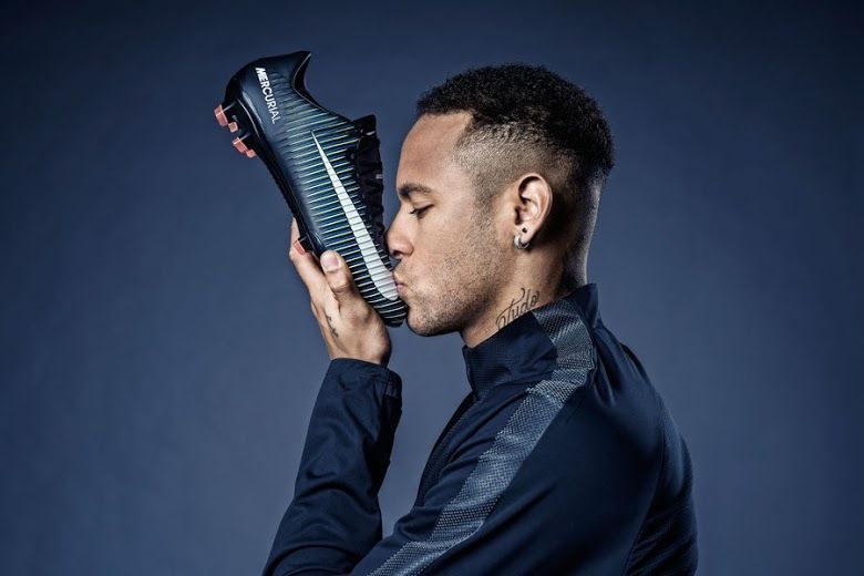 neymar-botas-el-clasico.jpg