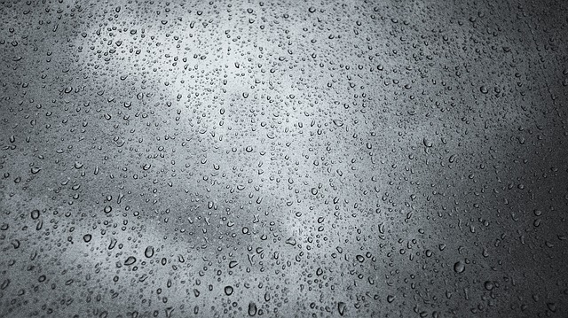 raindrops-3216607_640.jpg