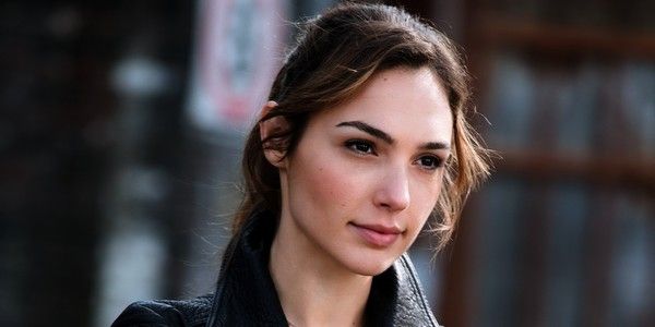 Beautiful-Lady-Gal-Gadot.jpg