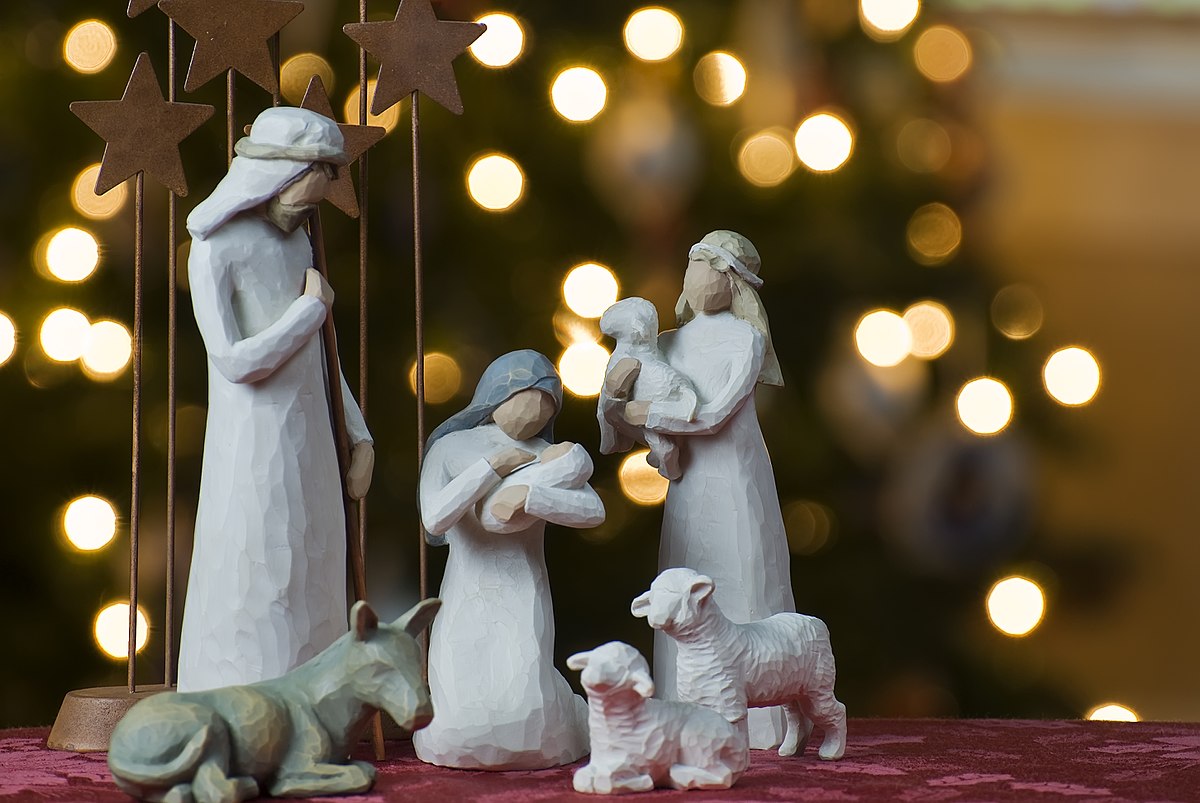 1200px-Nativity_tree2011.jpg