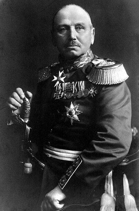 Alexander_von_Kluck_(ca._1914).jpg