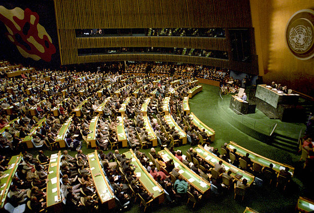 640px-RIAN_archive_828797_Mikhail_Gorbachev_addressing_UN_General_Assembly_session.jpg