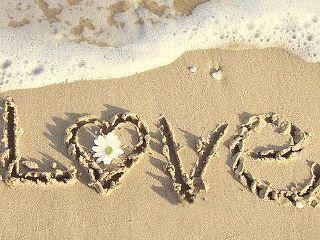 Love-written-in-the-sand.jpg