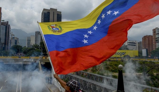 protestante-Venezuela-Nicolas-Maduro-Caracas_9737337.jpg