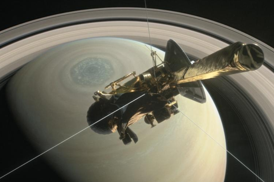 cassini-saturn