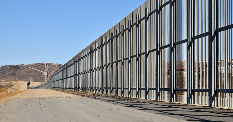 022817borderwall.jpg