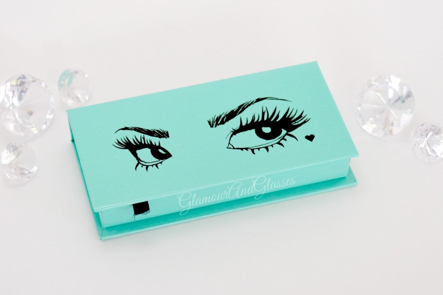 eyelash boxes1.jpg